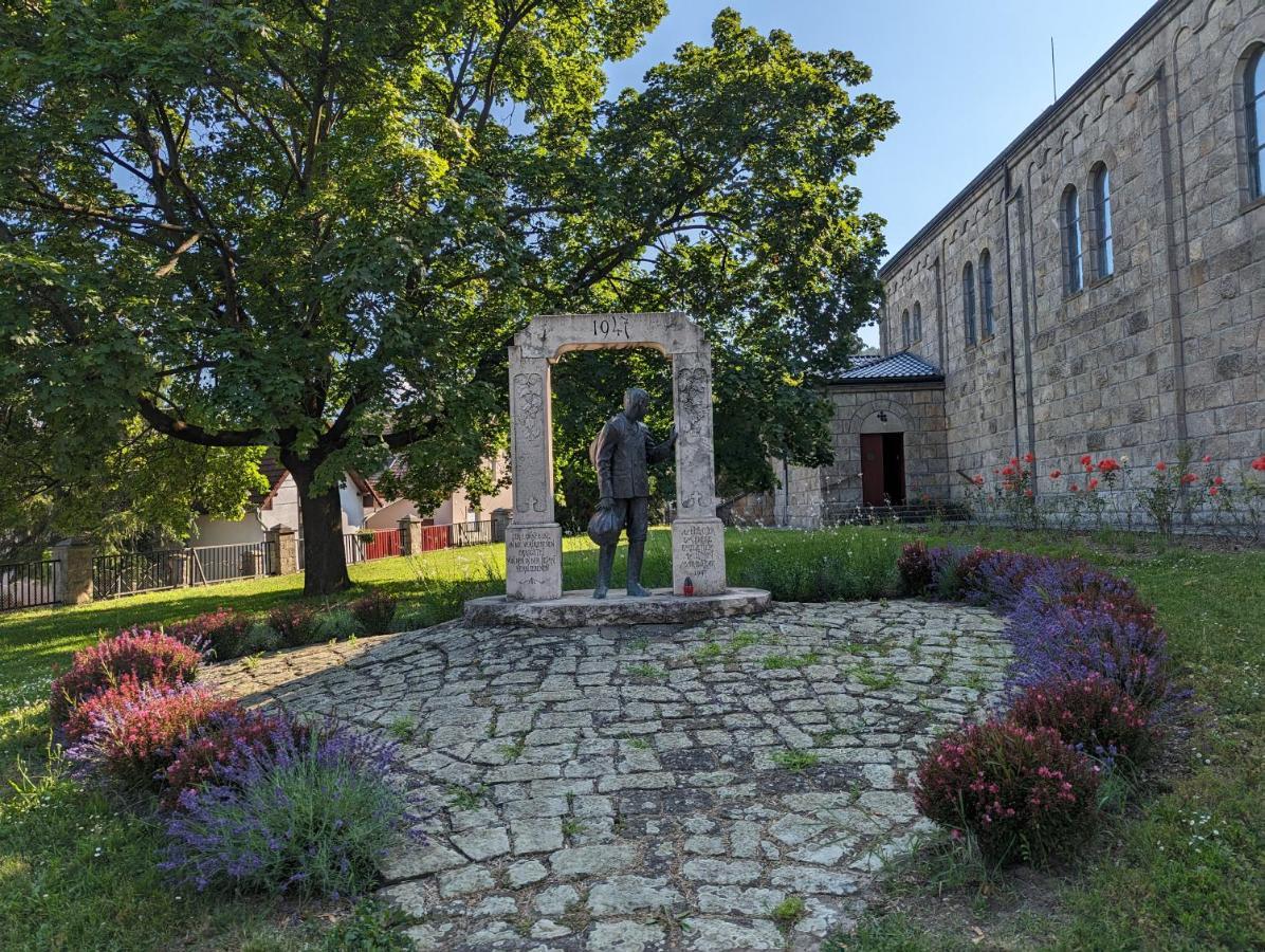 Palkovics Vendeghaz Dunabogdány Exterior foto